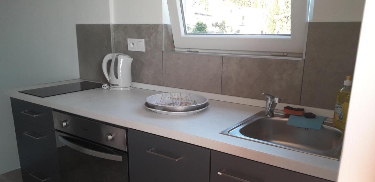 Vila Zdenka Apartmants Цриквениця Екстер'єр фото