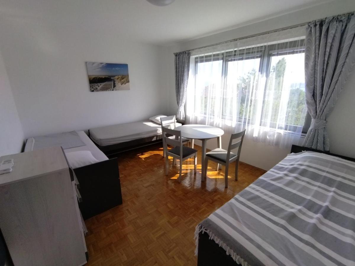 Vila Zdenka Apartmants Цриквениця Екстер'єр фото